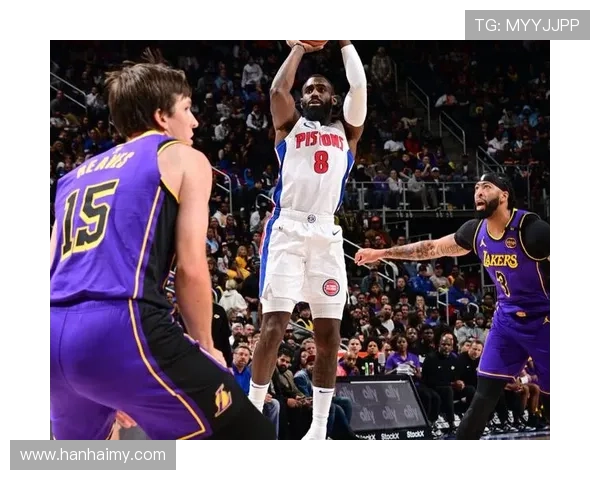 詹皇41岁三双助湖人取三连胜